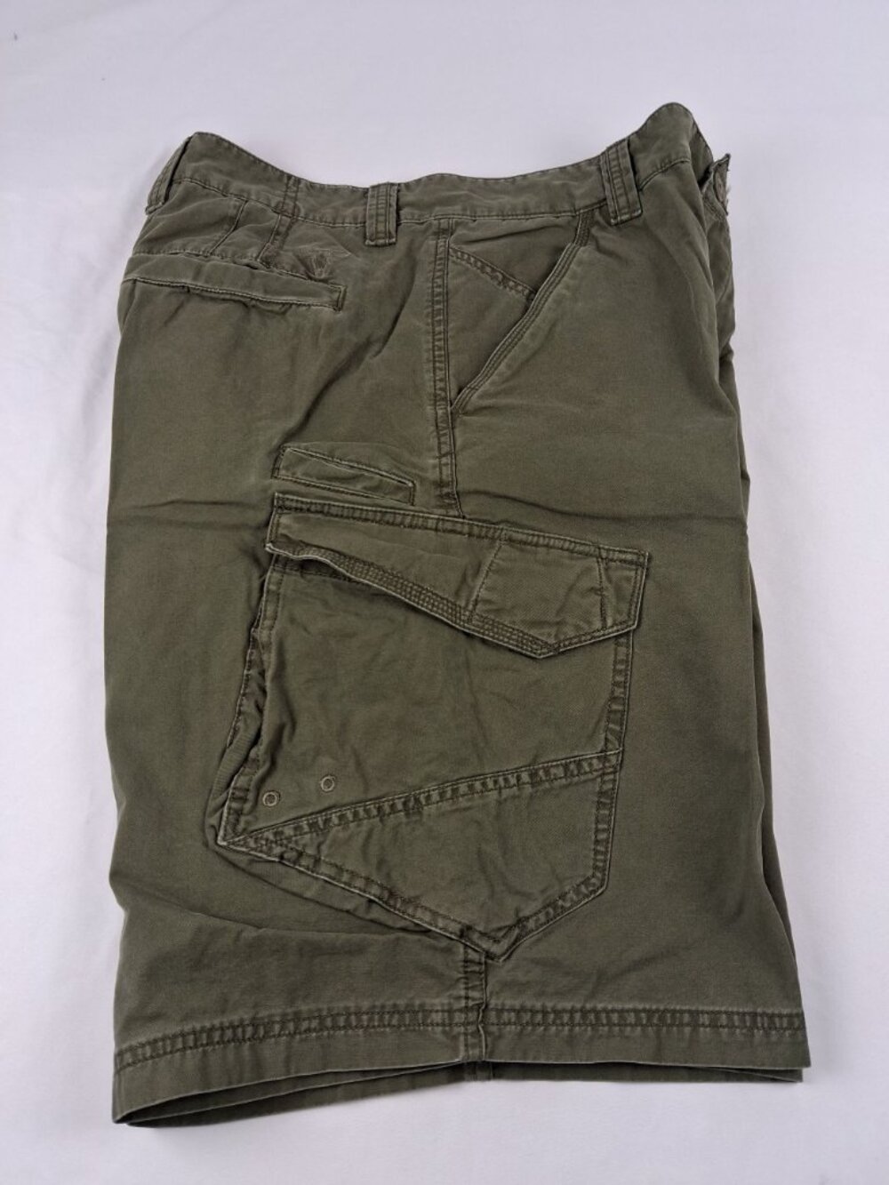 Men's Size 34 Canyon River Blues 8 Pocket Cargo Fit Olive Green Cotton Shorts - Picture 4 of 11